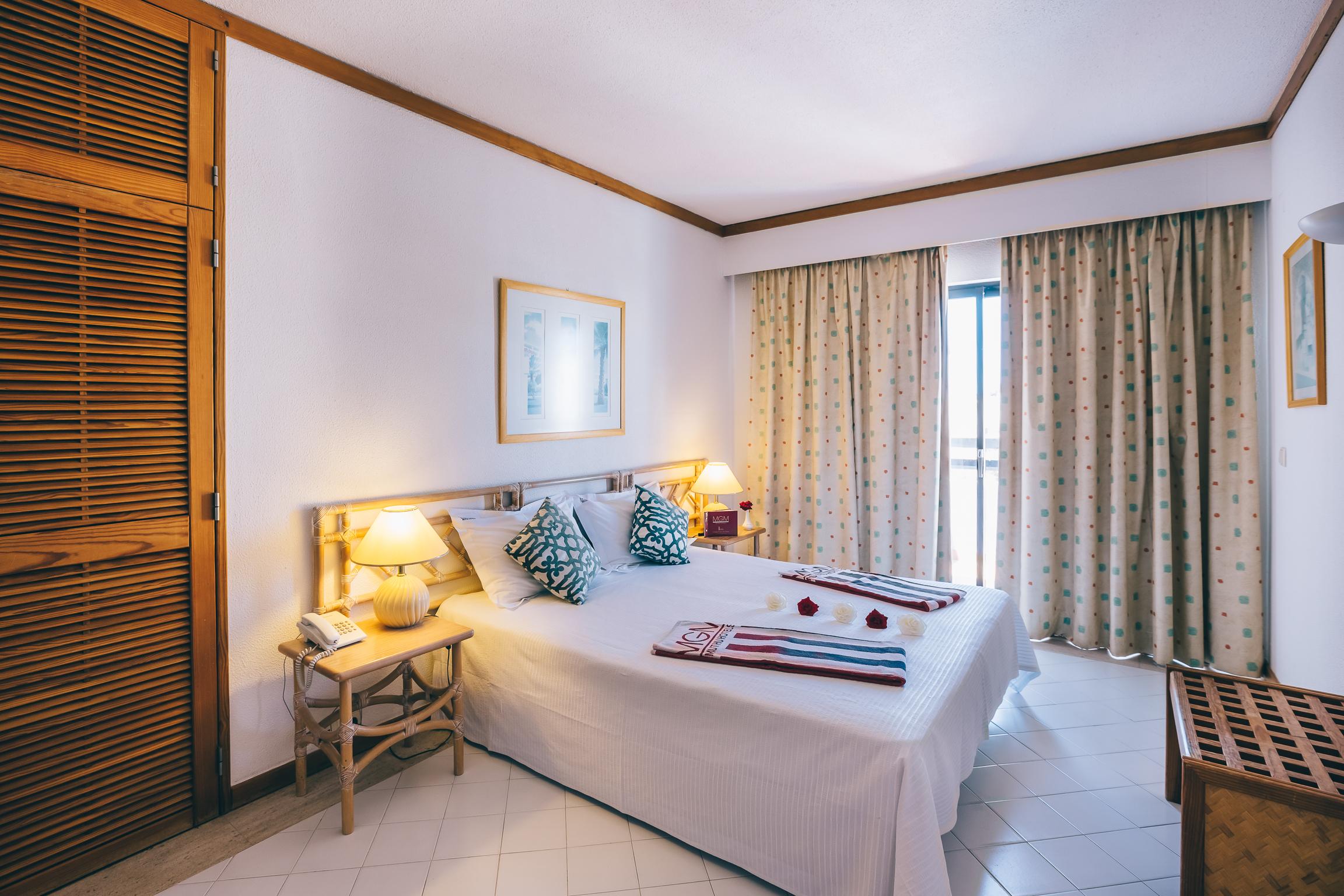 אלבופיירה Muthu Oura Praia Hotel מראה חיצוני תמונה